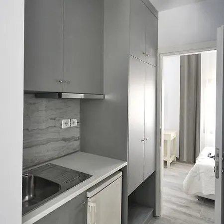 Imeres & Aparthotel 3*