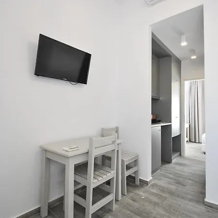 Imeres & Apart Otel Polychrono