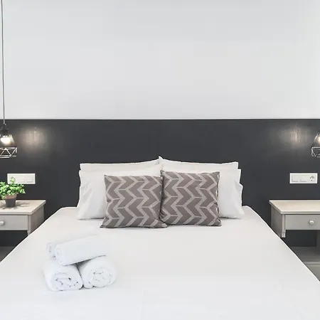 Imeres & Aparthotel Polychrono