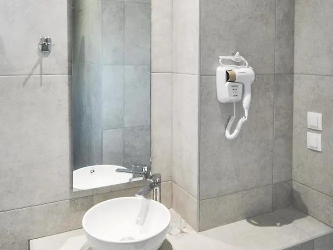 Imeres & 3* Polychrono